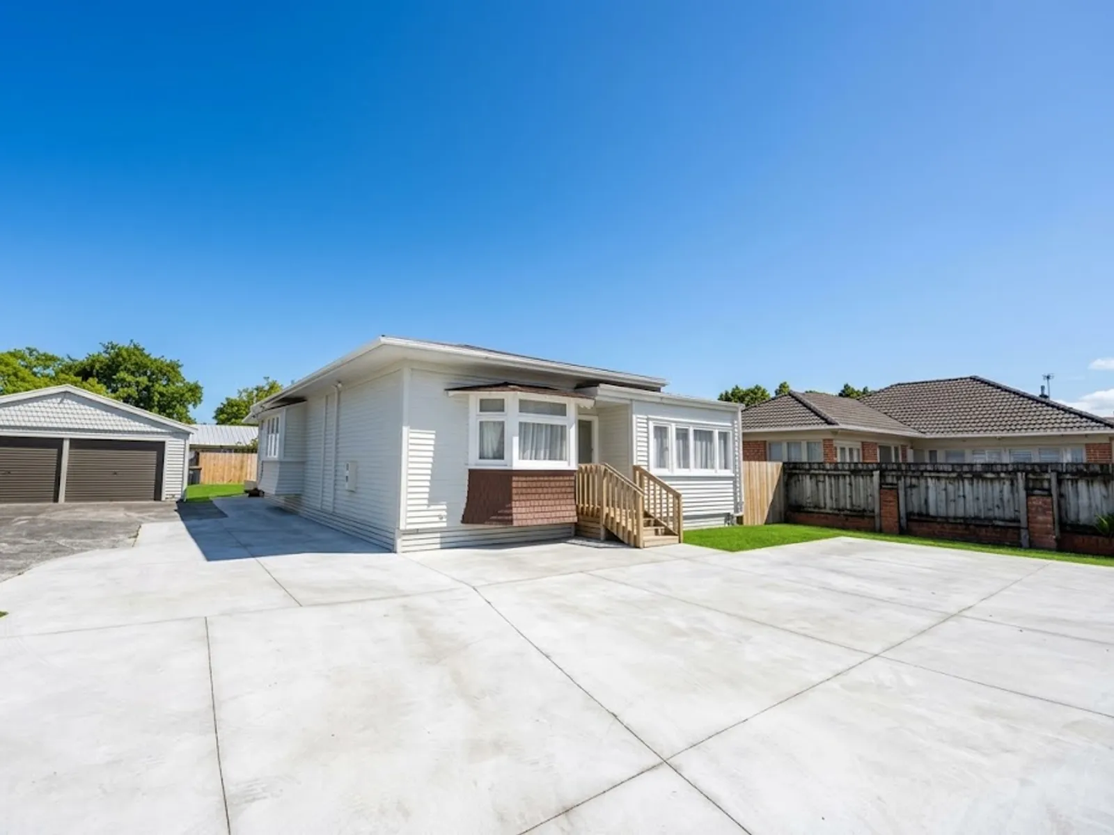 29 Lincoln Road, Henderson