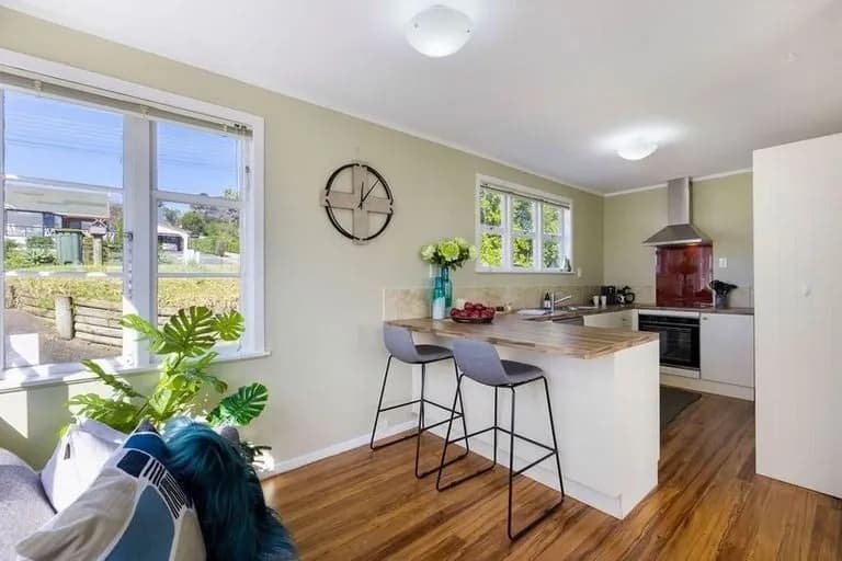 Brightside Road, Stanmore Bay