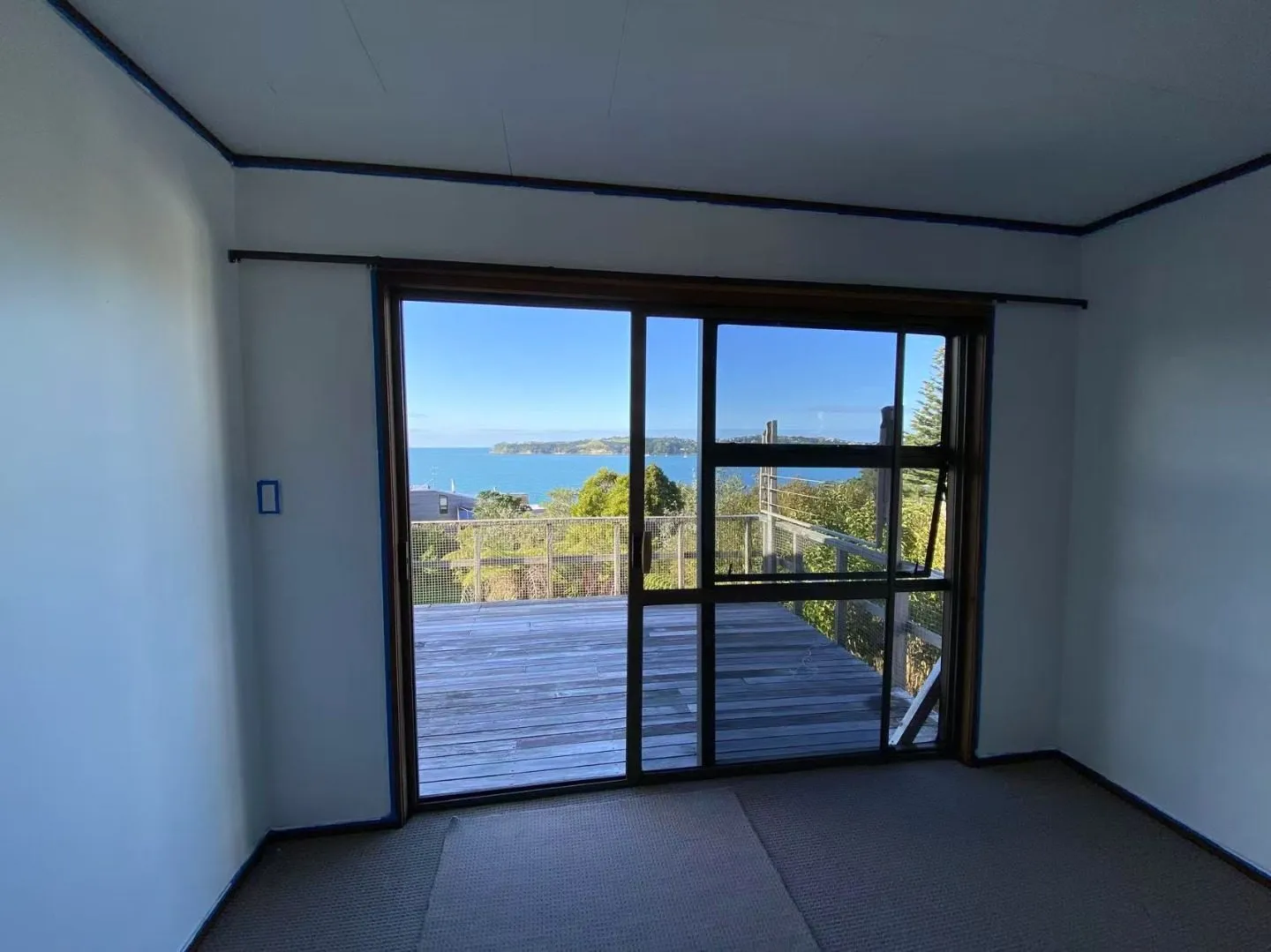 21 Melandra Rd,  Whangaparaoa, 2 bedrooms