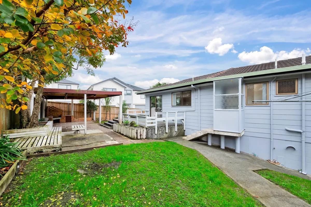 West Harbour, 5 bedrooms 4 St Catherine Crescent