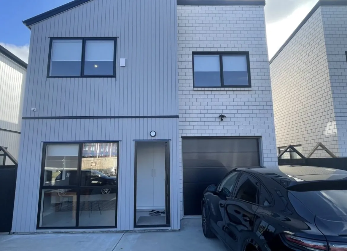 Hobsonville, 1 bedroom 9 Pilot Drive,