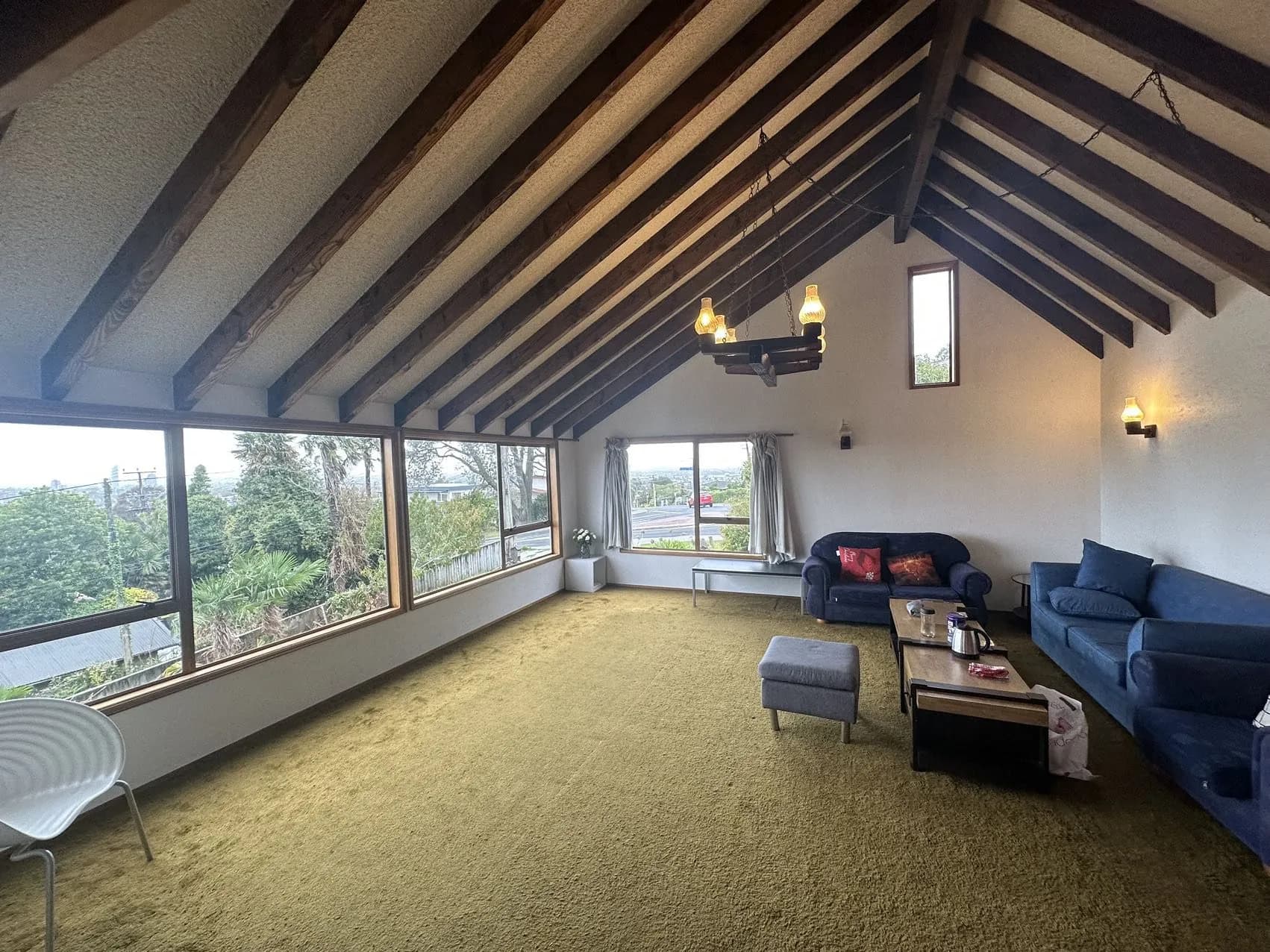 118 Pupuke Road, Northcote 4 bed, 2 bath