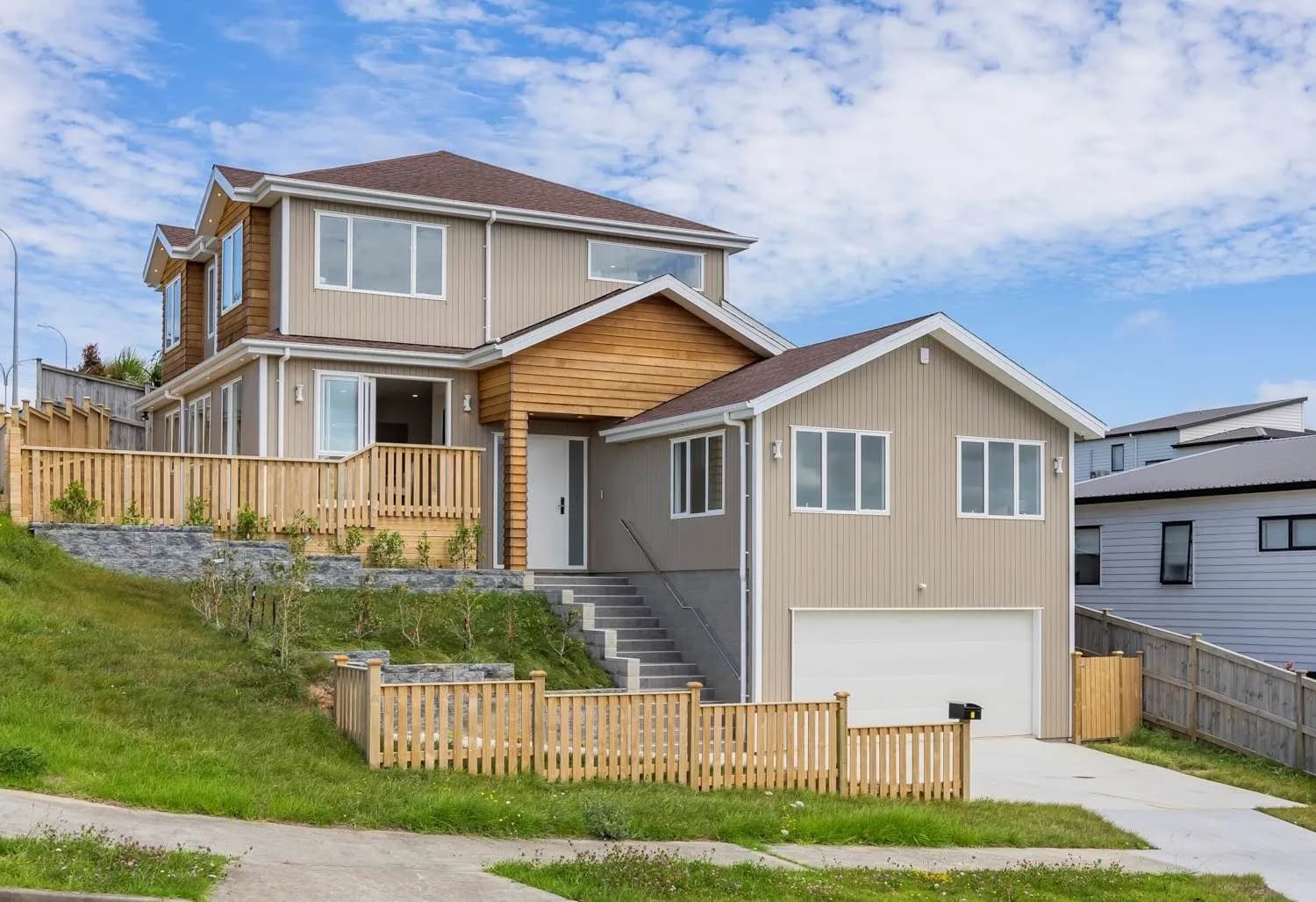 Orewa, 6+ bedrooms 7 Sunnyheights Road (42 Takurua Tce Orewa)
