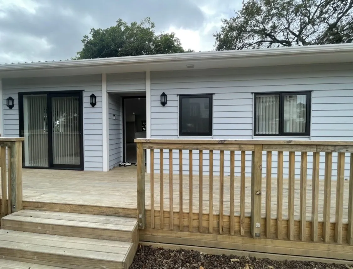 Glenfield, 5 bedrooms 49A Bruce road