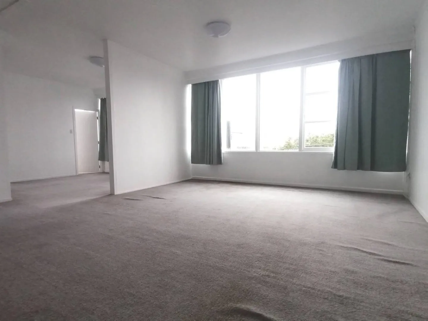 Otahuhu, 4 bedrooms Hall Ave