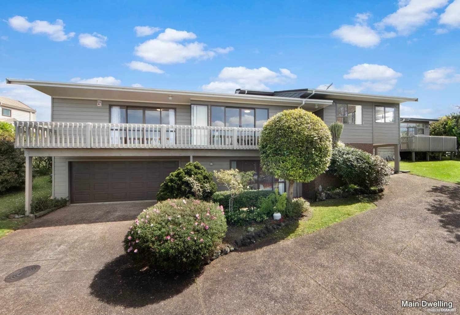 West Harbour, 5 bedrooms 153 Wiseley Road
