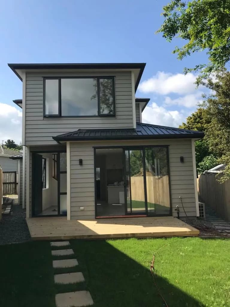 Glenfield, 3 bedrooms 3A Sunward Rise
