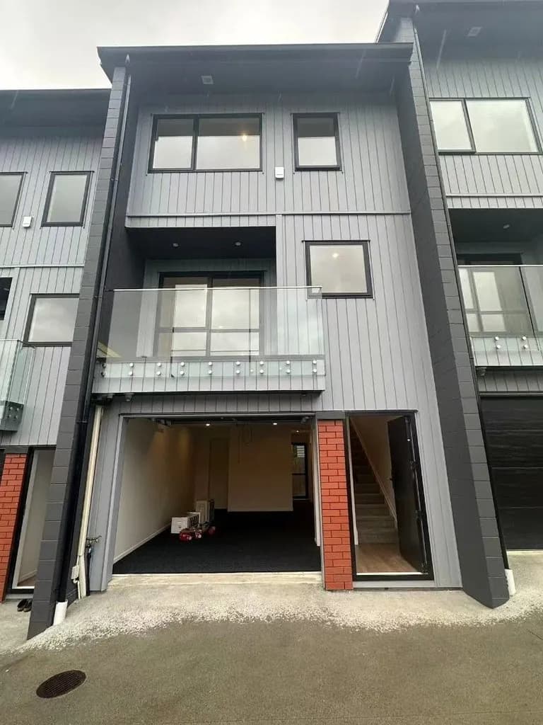 New Windsor, 3bedrooms Lot 5/21 Valonia Street