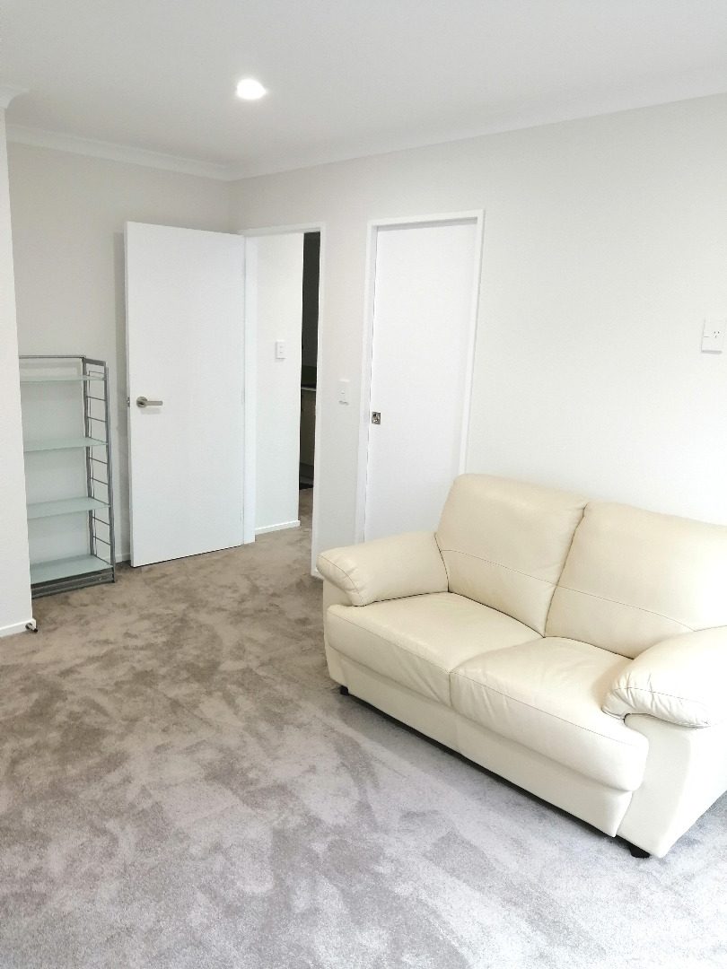 2 bedrooms 18 Grassways Ave, Pakuranga